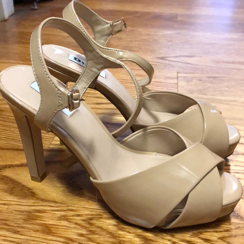 Dune-London platform heels